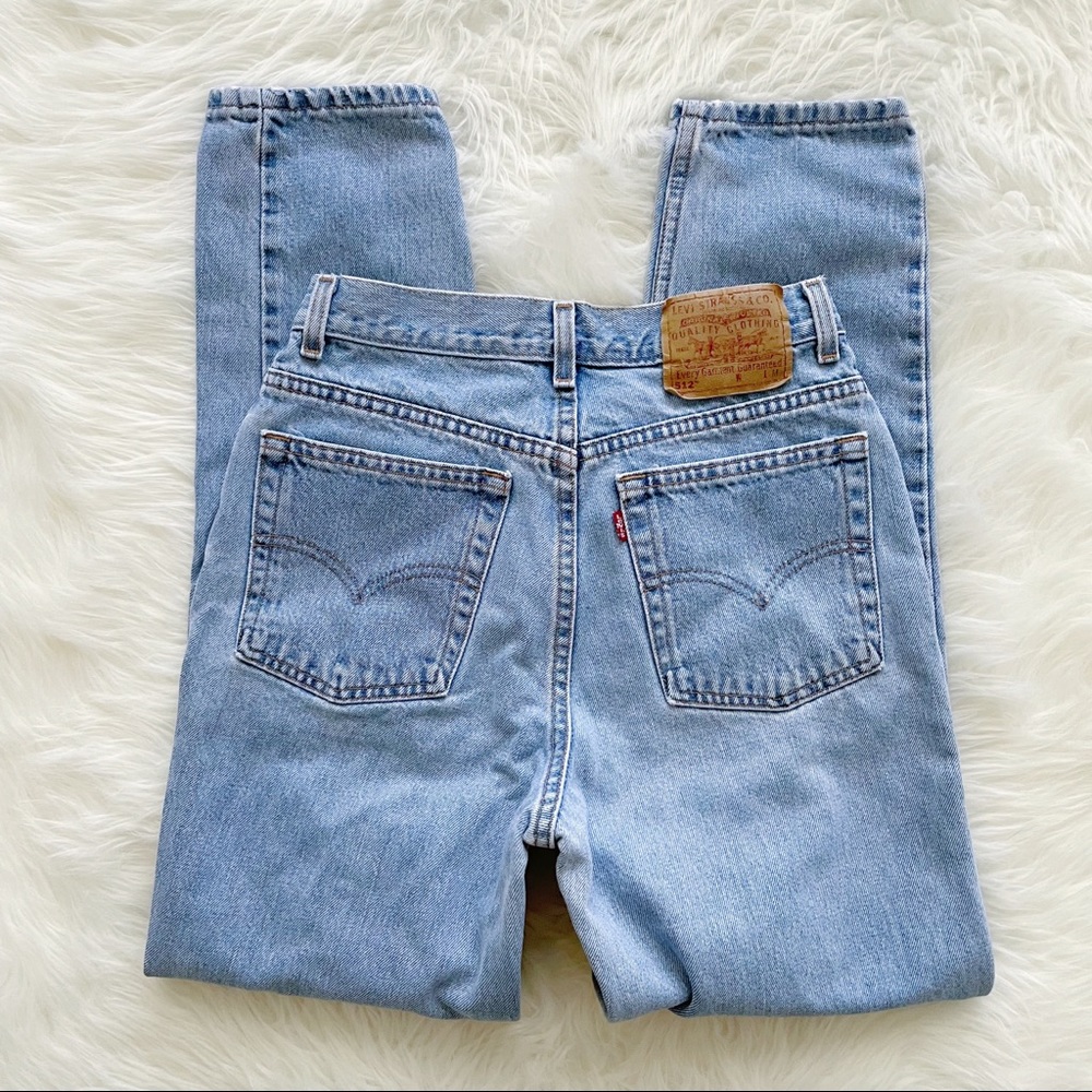 Vintage Levi’s • 512 Slim Fit High Waisted Jeans - Picture 2 of 7